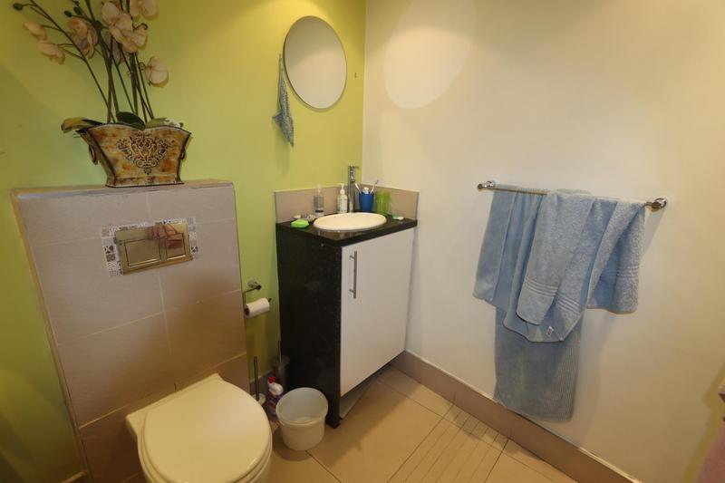 To Let 1 Bedroom Property for Rent in De Waterkant Western Cape